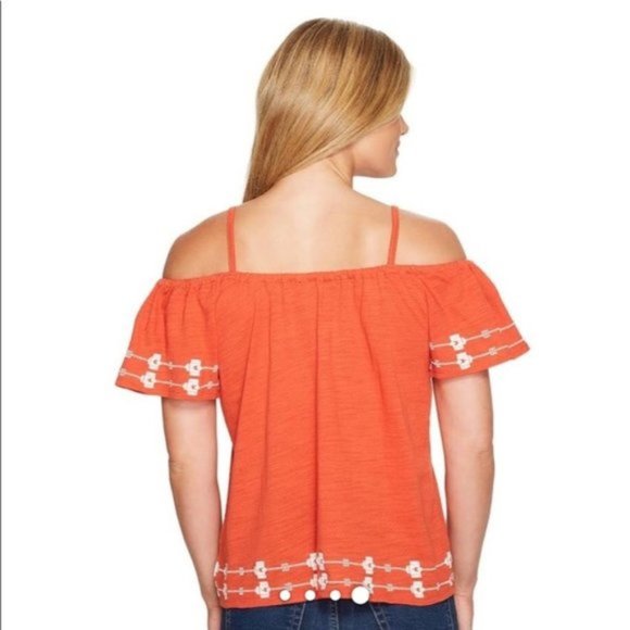 Sanctuary Off the Shoulder Top - Picture 2 of 8